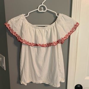 Off the shoulder kids shirt